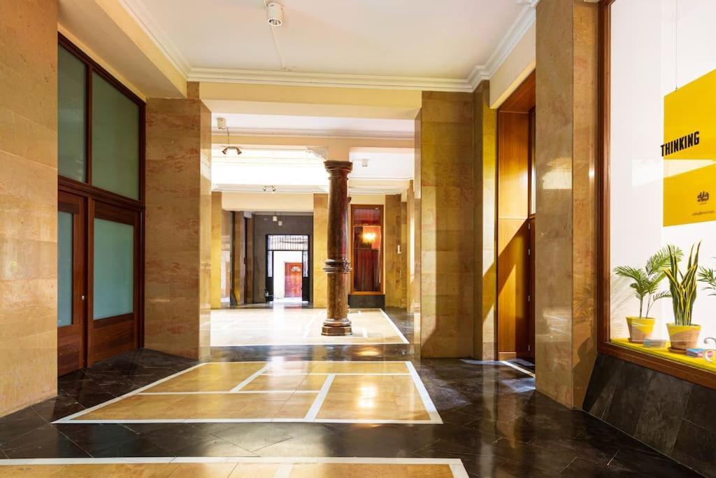 Apartamento Pasaje De Giles Con Garaje *