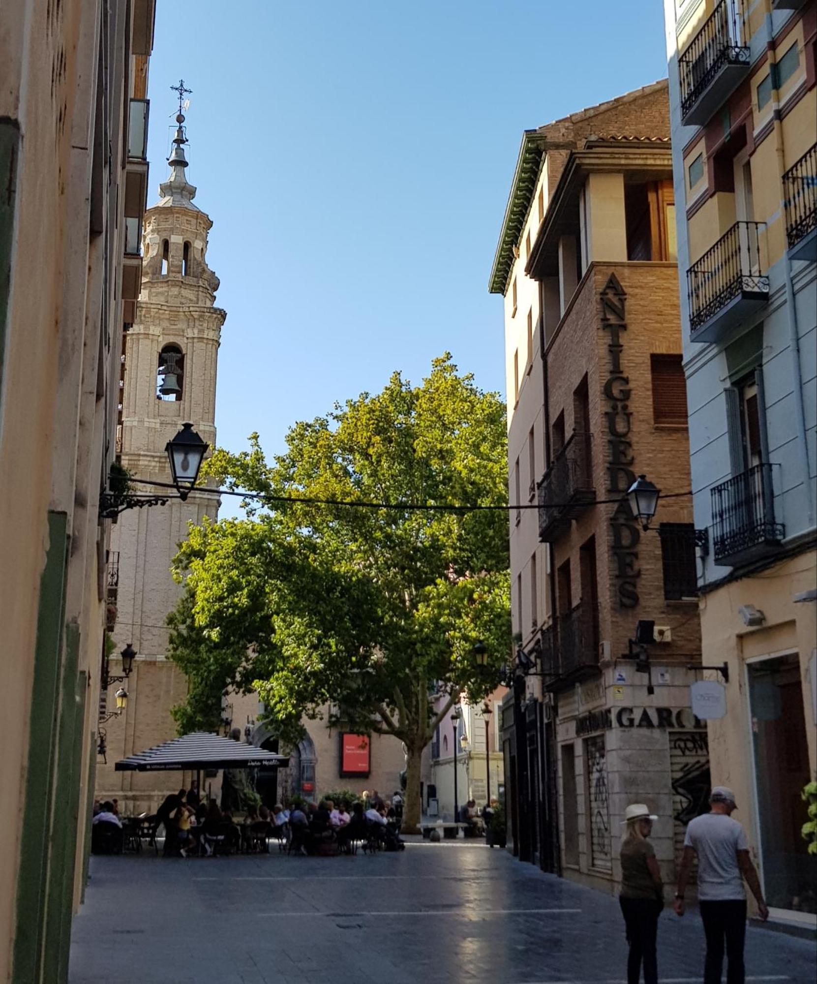Almada - Calle Alfonso - Plaza Sas