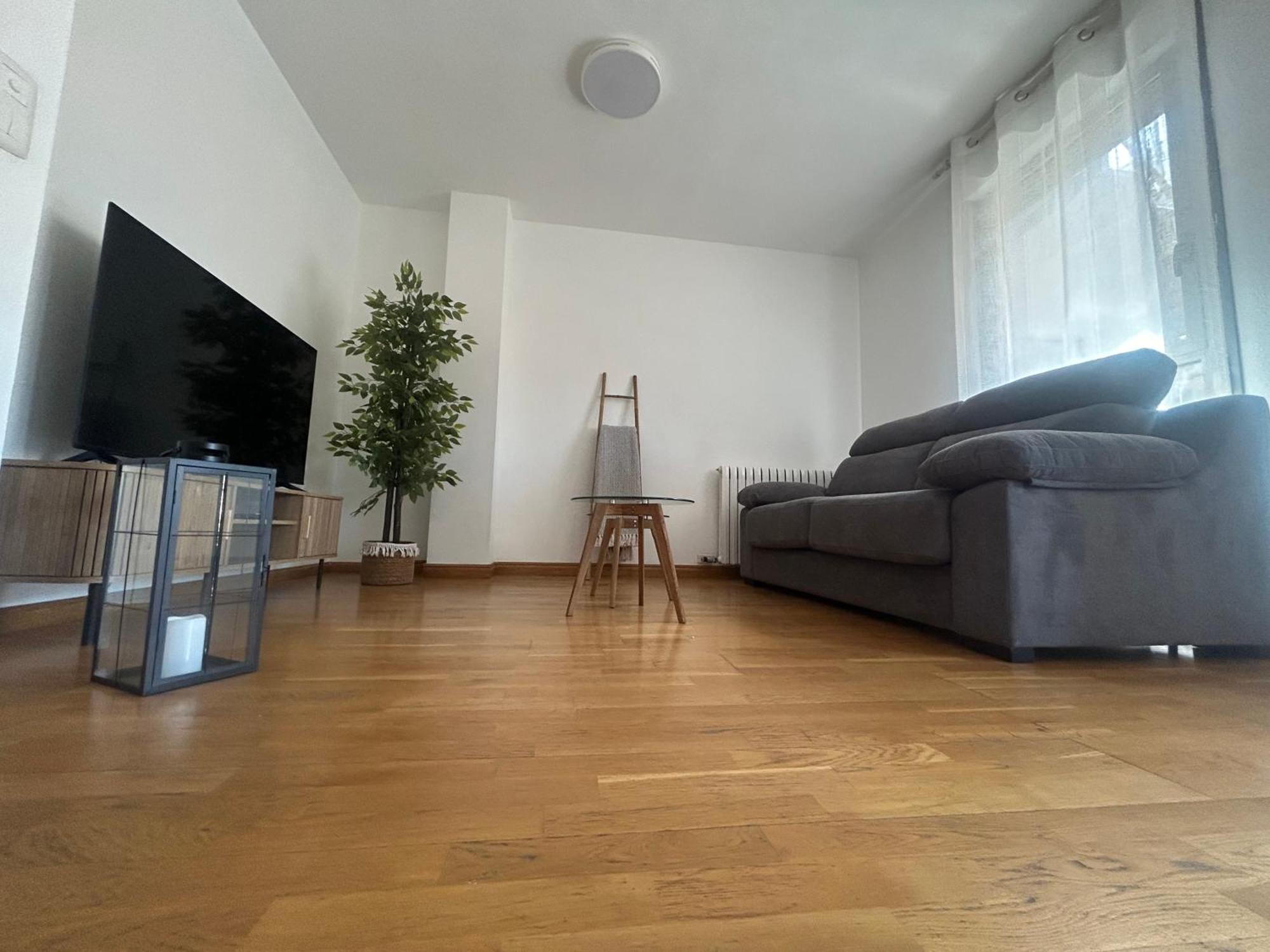 Apartamento Atico Con Vistas Al Mercado Opcion De Parking