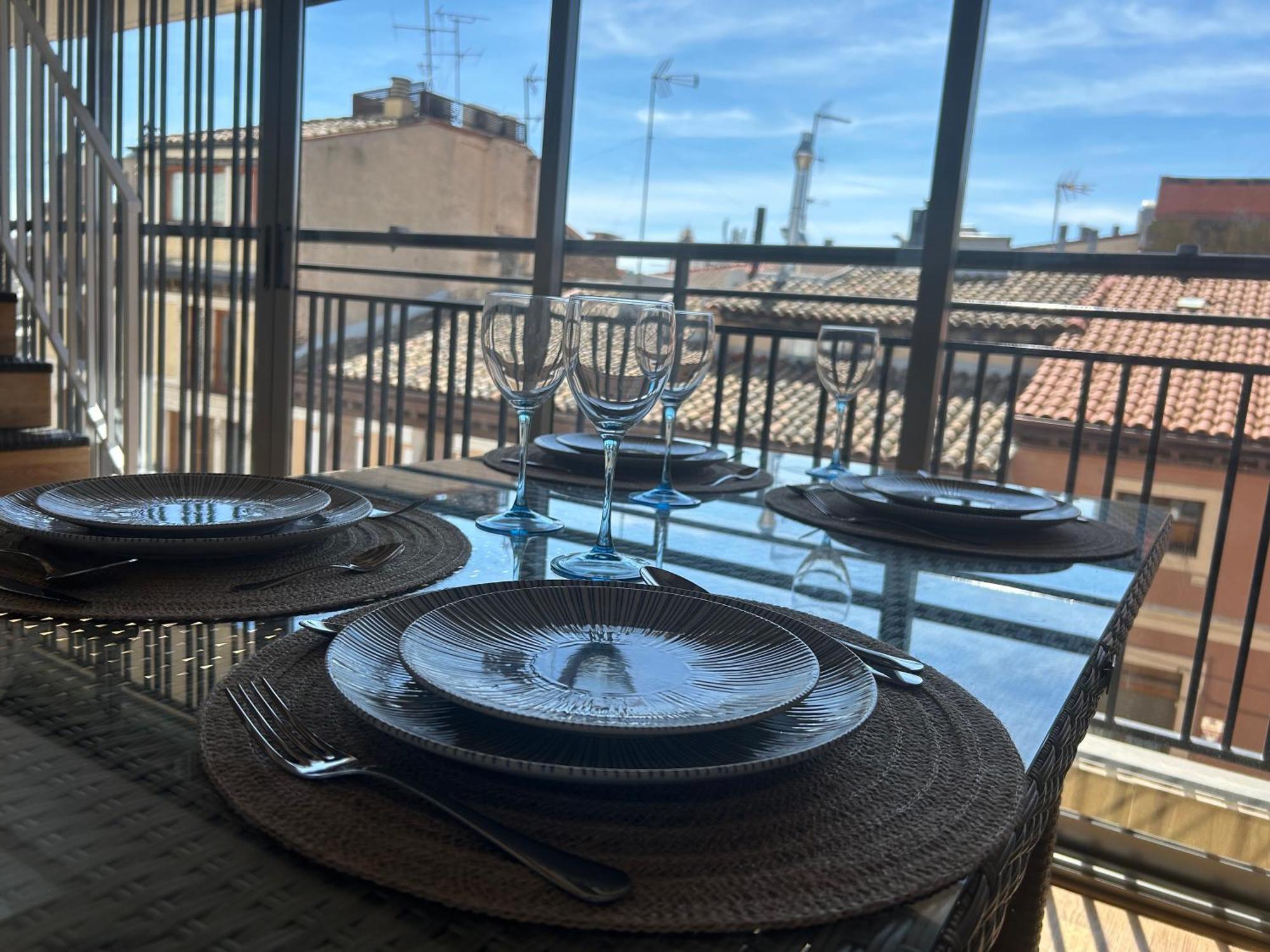 Atico Con Vistas Al Mercado Opcion De Parking
