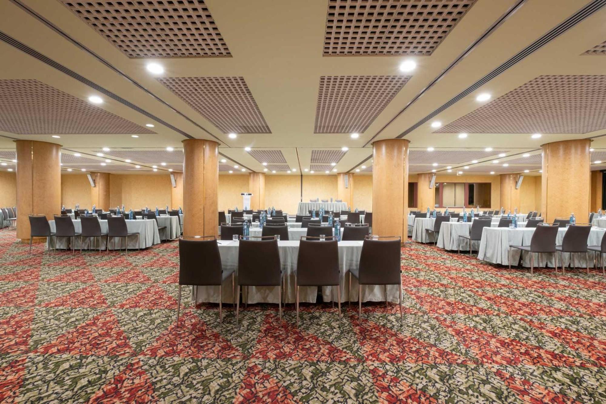 Exe Boston Hotel 4*