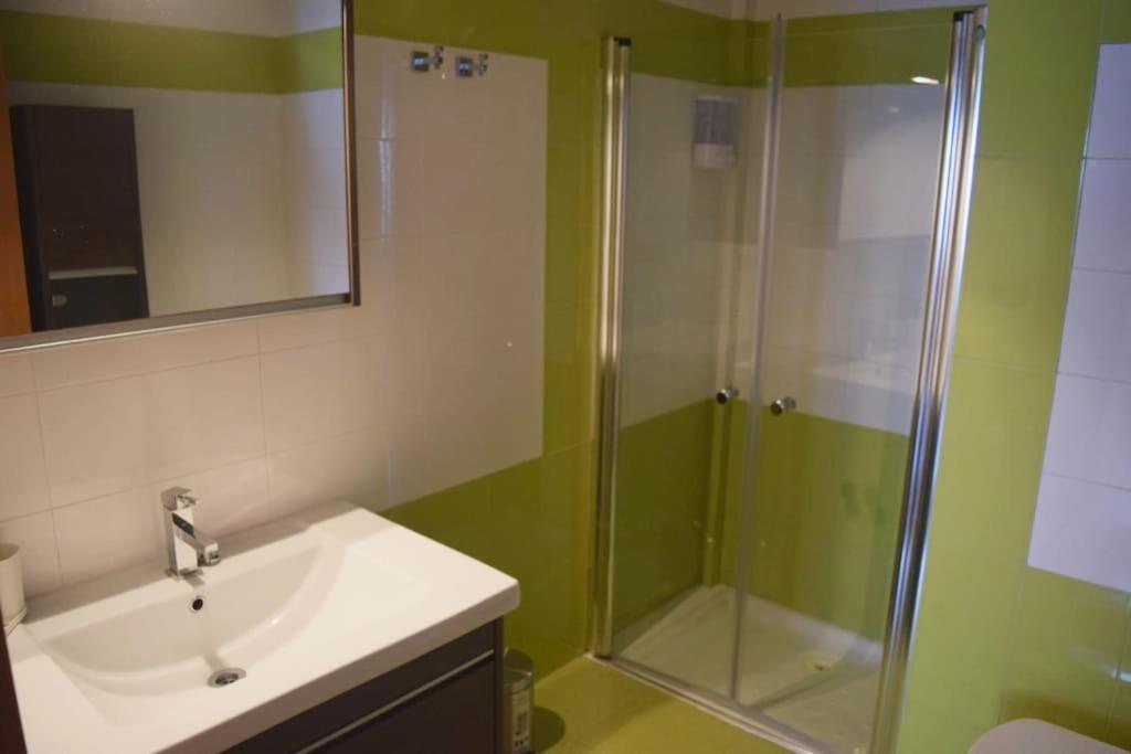 Inmejorable Cerca Estacion Delicias Con Garaje Apartamento Zaragoza