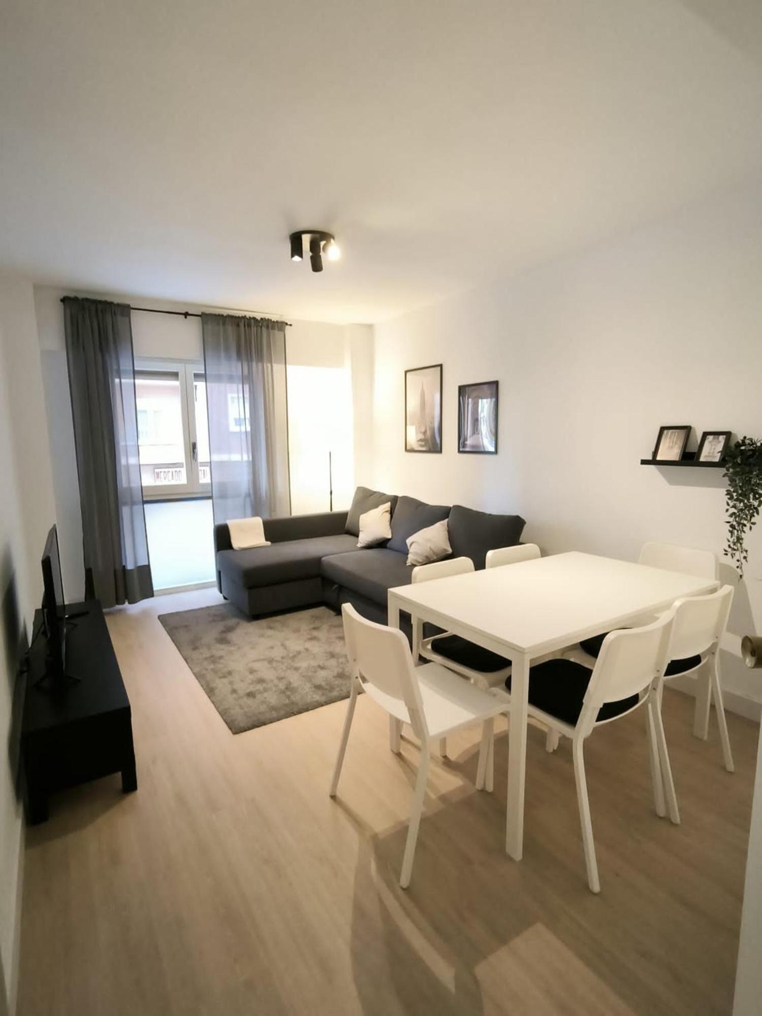 Apartamento El Puente Del Arrabal By Alogest Zaragoza