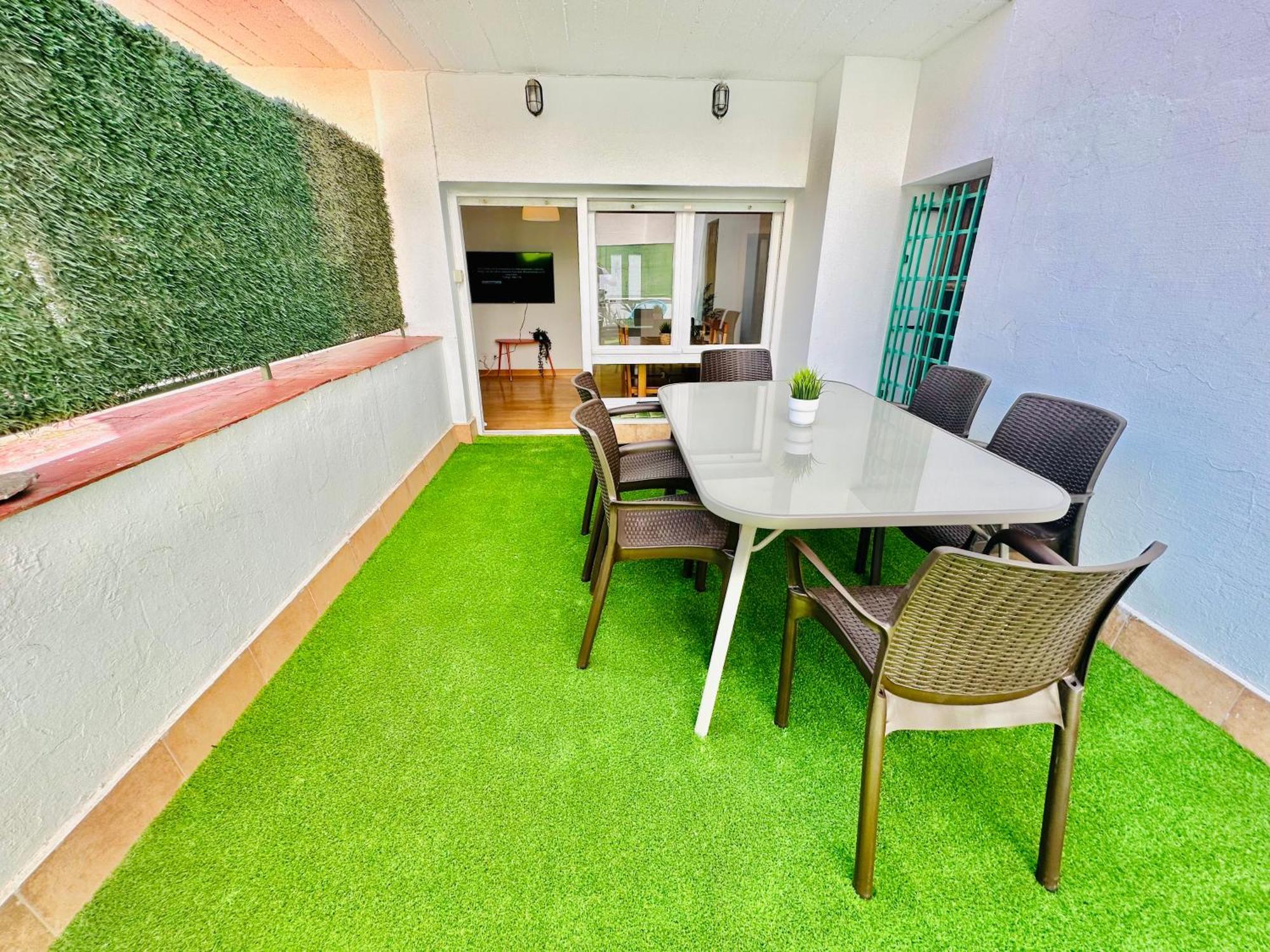 La Ibiza Del Pilar Apartamento *