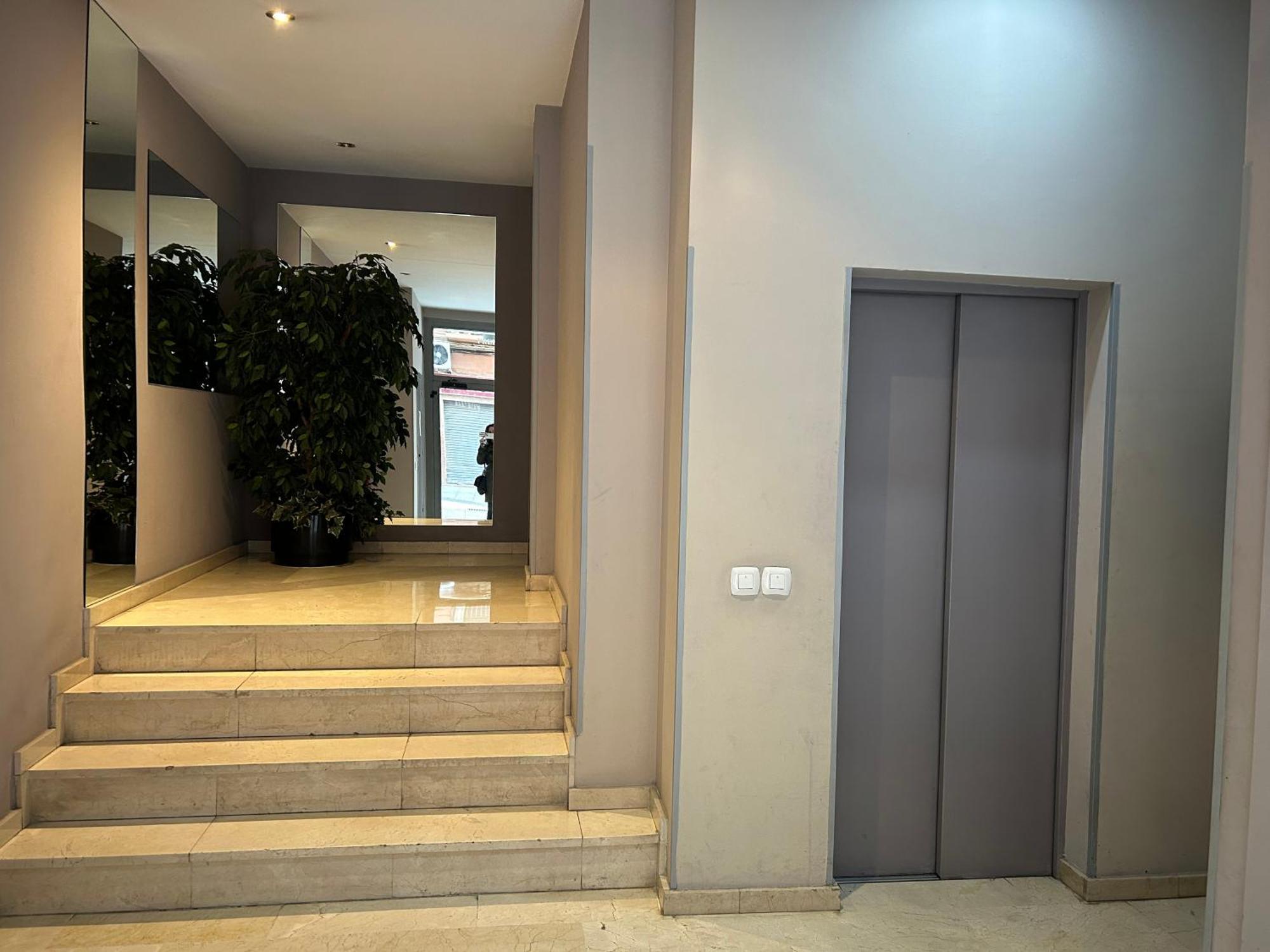 Apartamento Atico Con Vistas Al Mercado Opcion De Parking Zaragoza