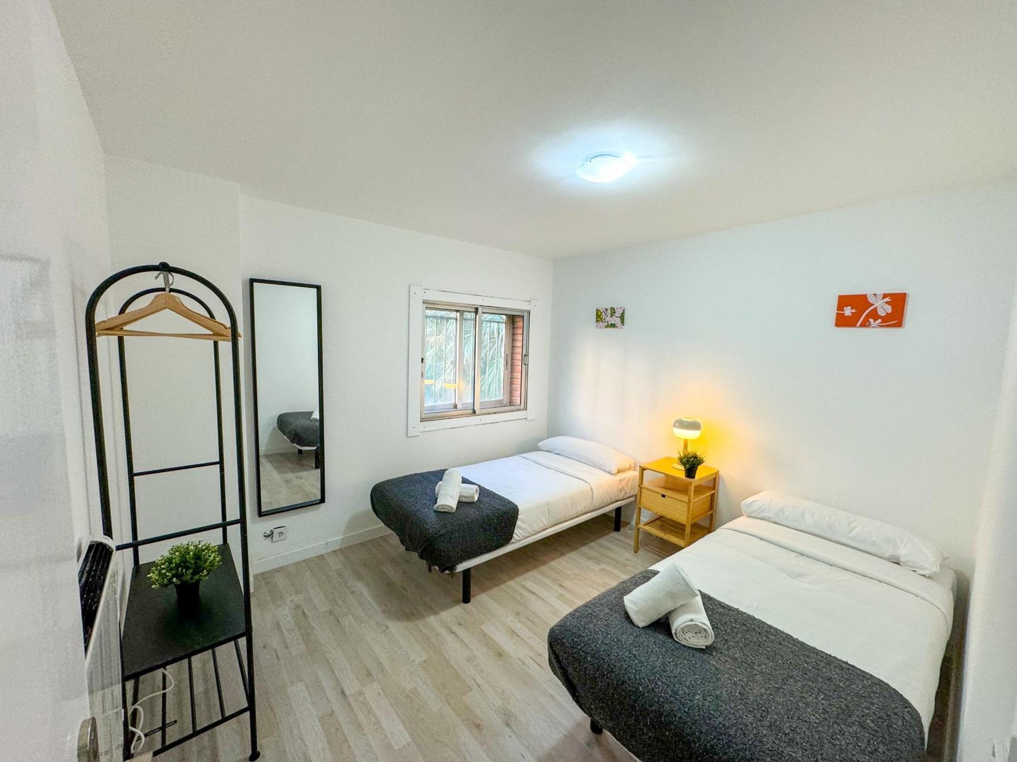 Madrina Del Pilar - Turistea Apartamento