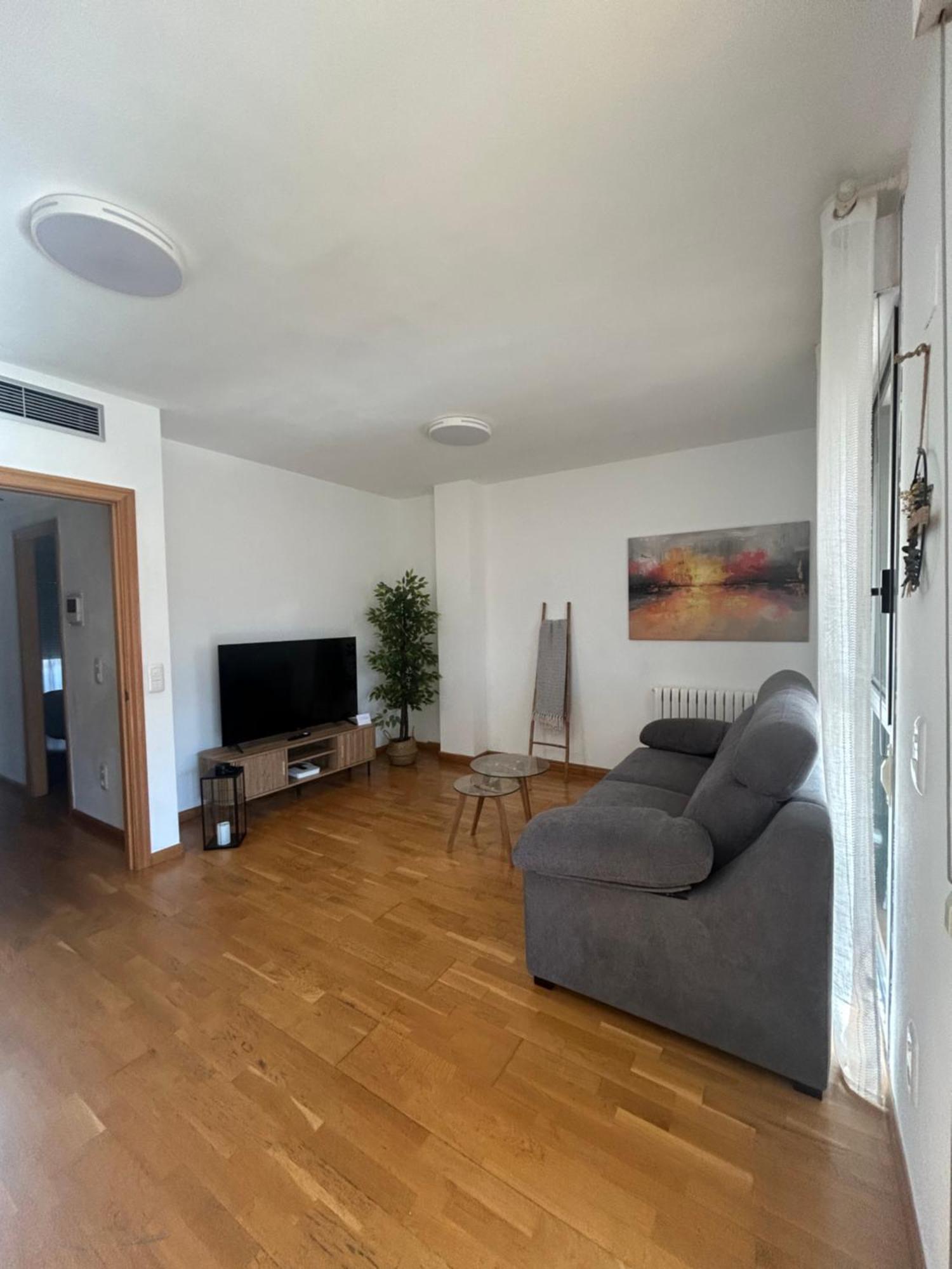 Apartamento Atico Con Vistas Al Mercado Opcion De Parking