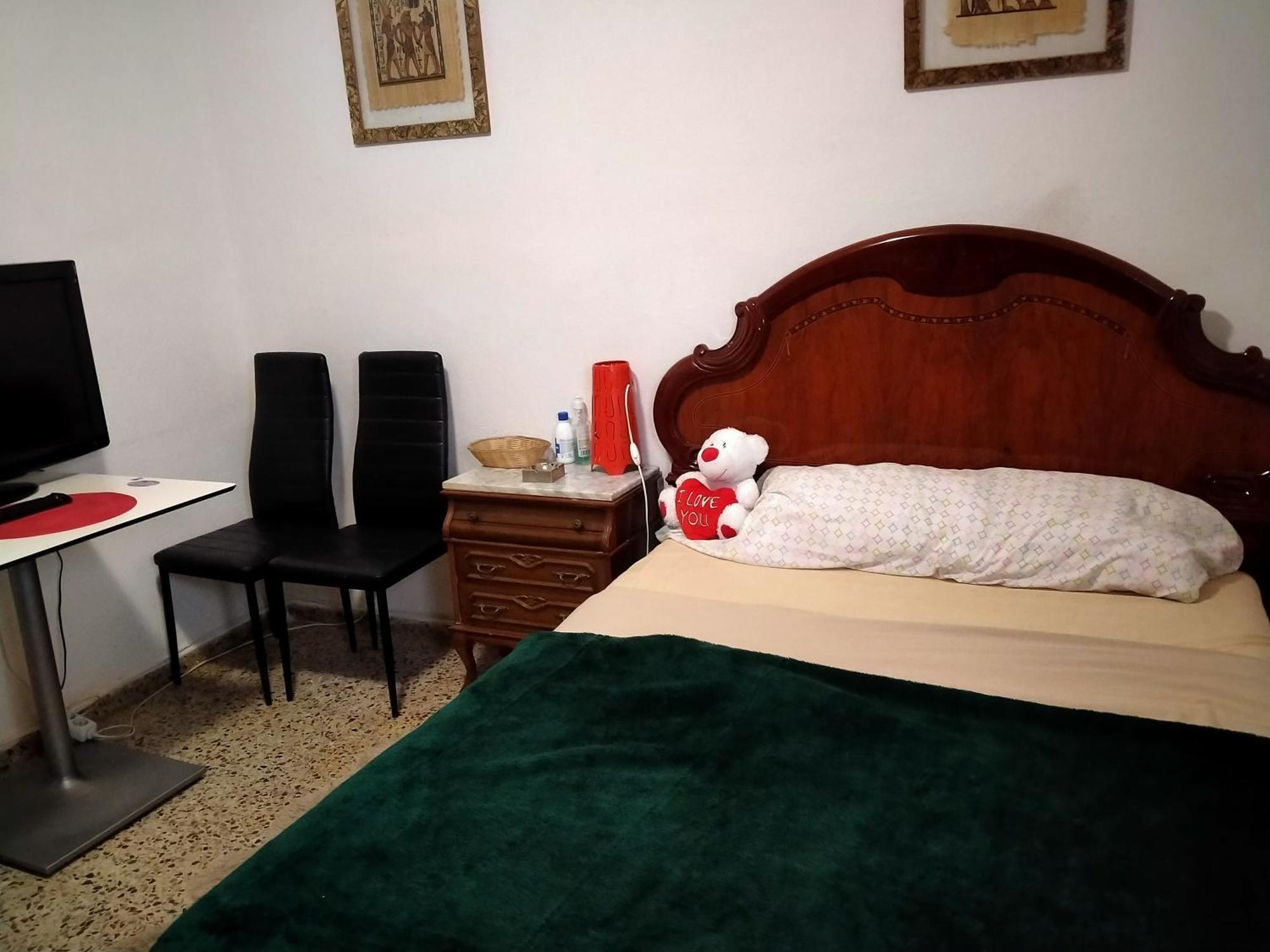 Homestay E *