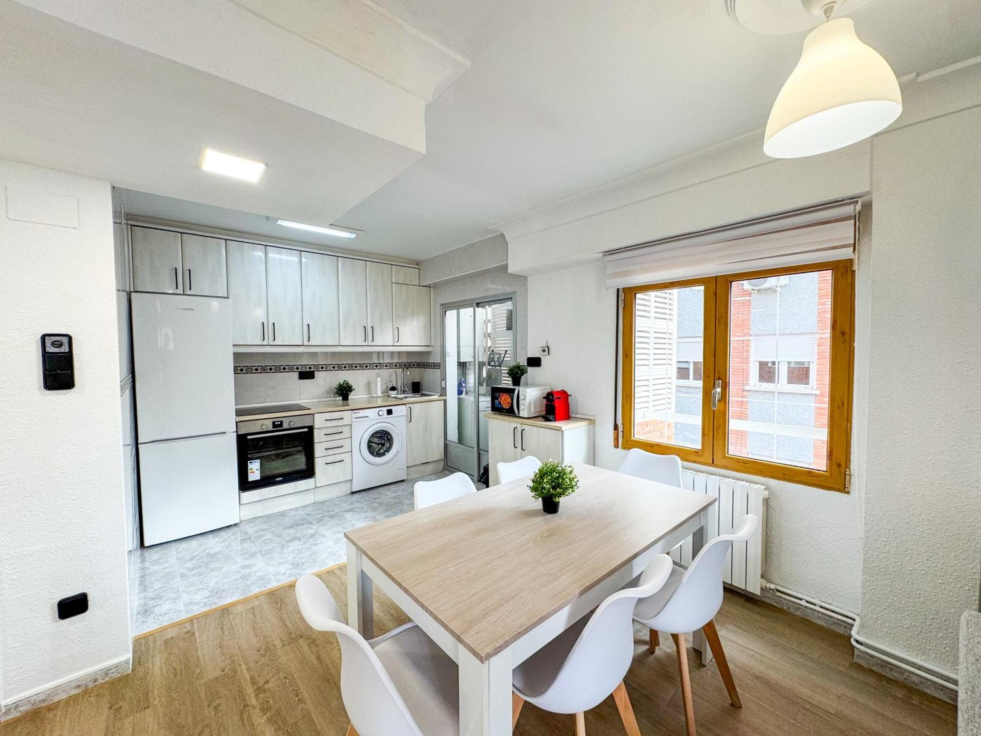 Apartamento El Aguila Del Pilar Comotucasa