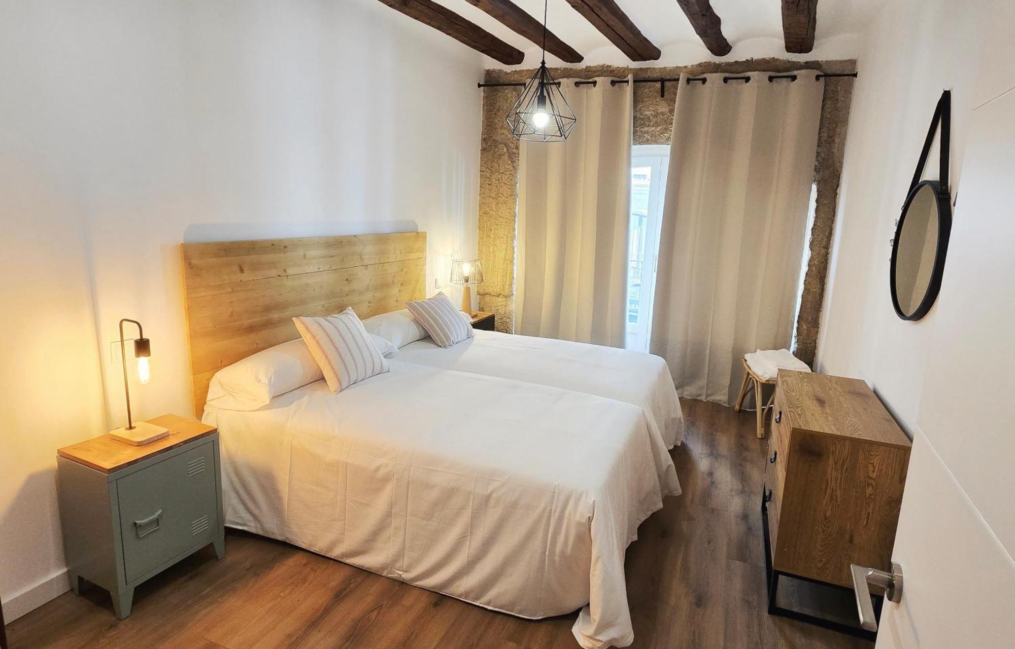 Apartamento Almada - Calle Alfonso - Plaza Sas
