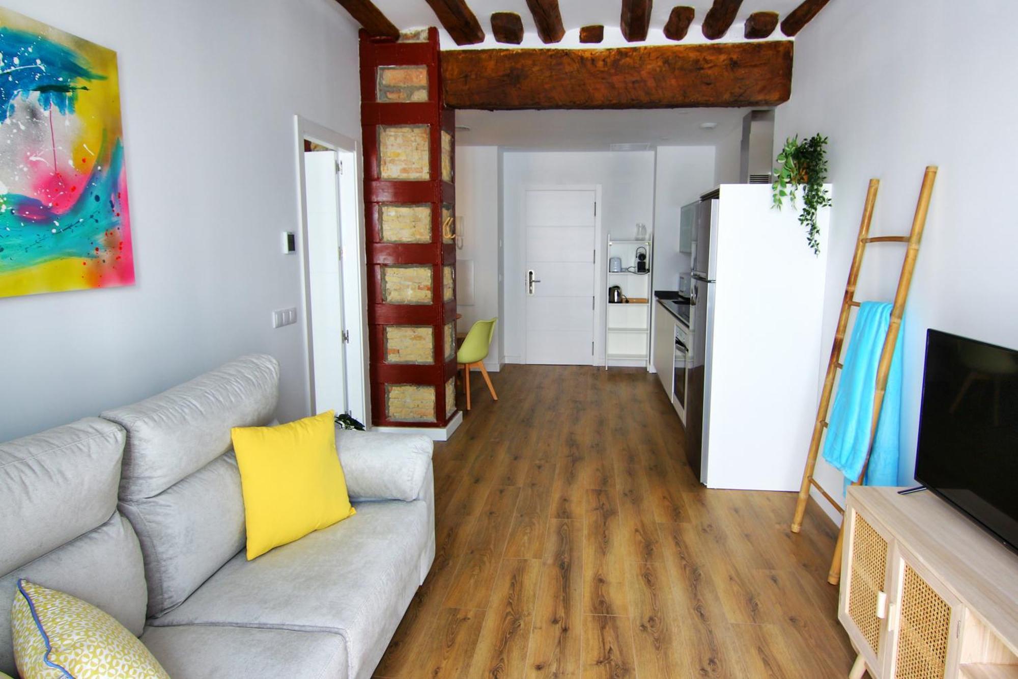 Apartamento Almada - Calle Alfonso - Plaza Sas Zaragoza
