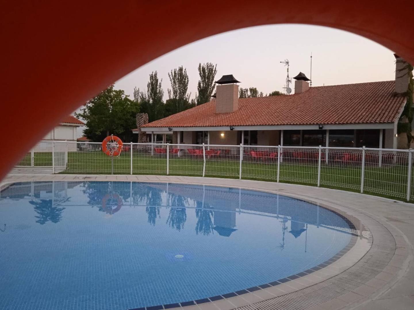 Albergue Zaragoza Camping * Zaragoza