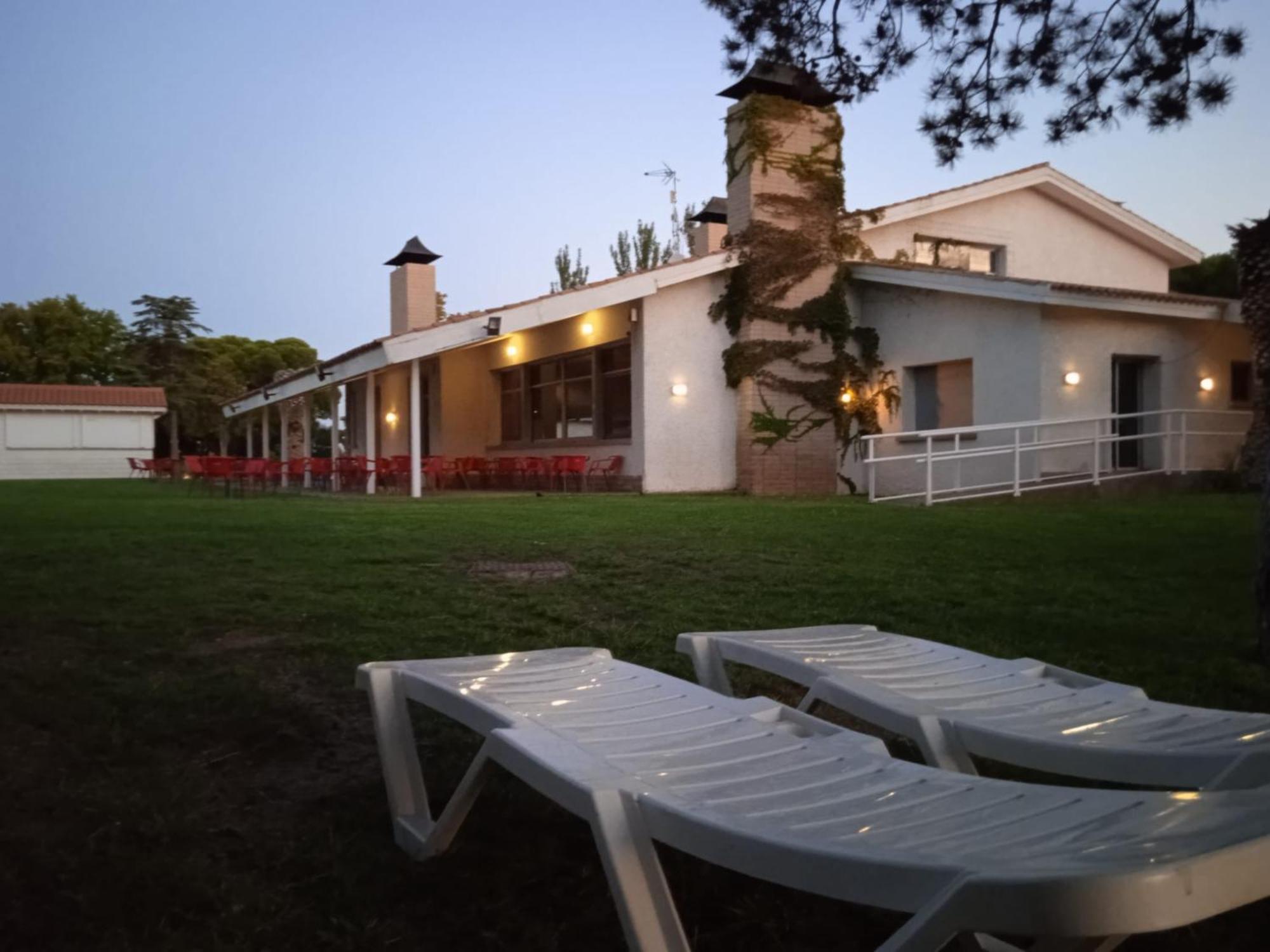 Albergue Zaragoza Camping