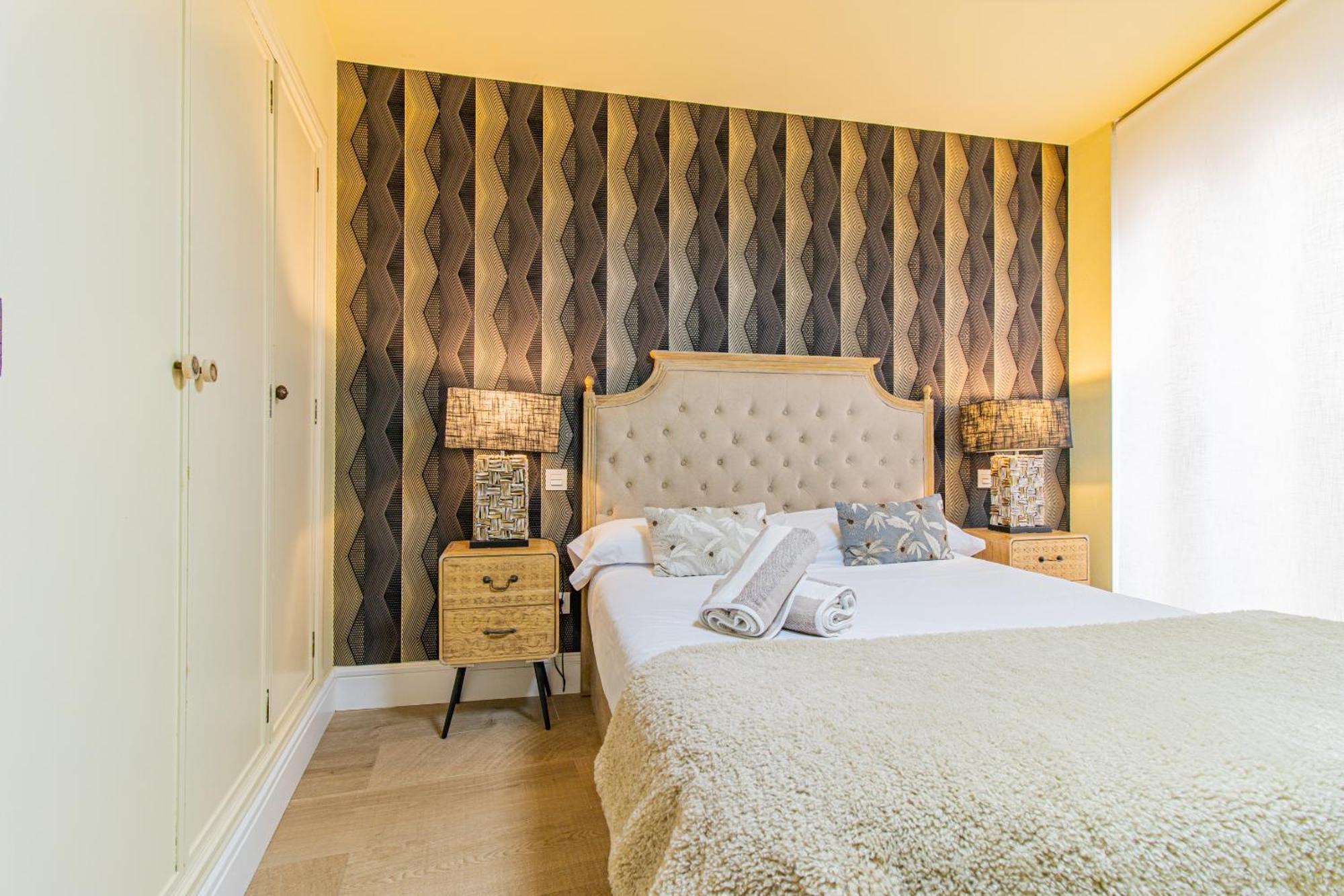 Plaza Del Pilar Apartment *