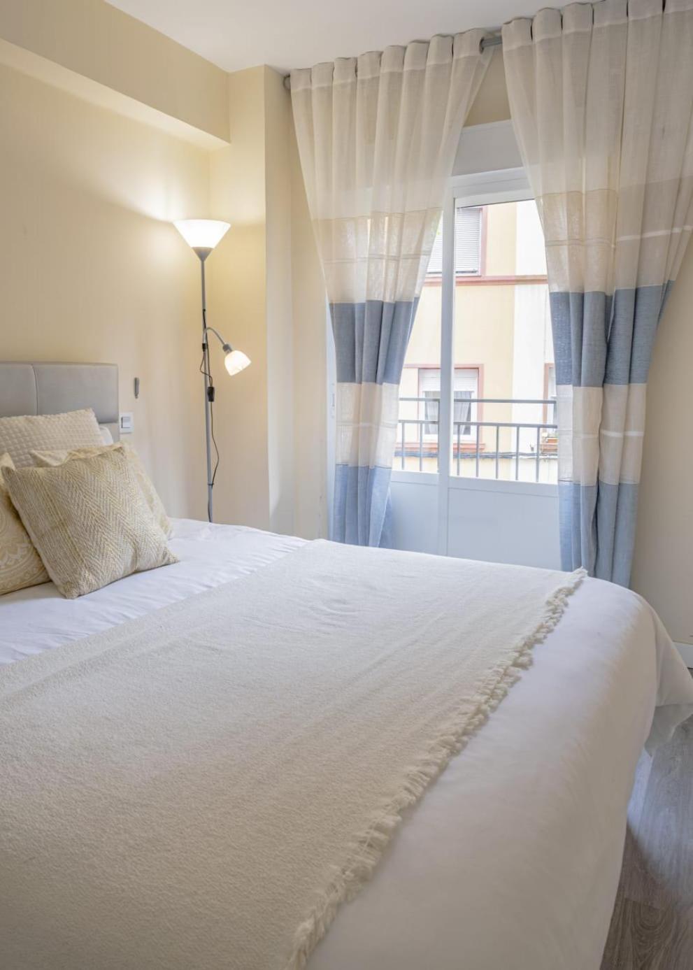Cerca Del Pilar Apartment