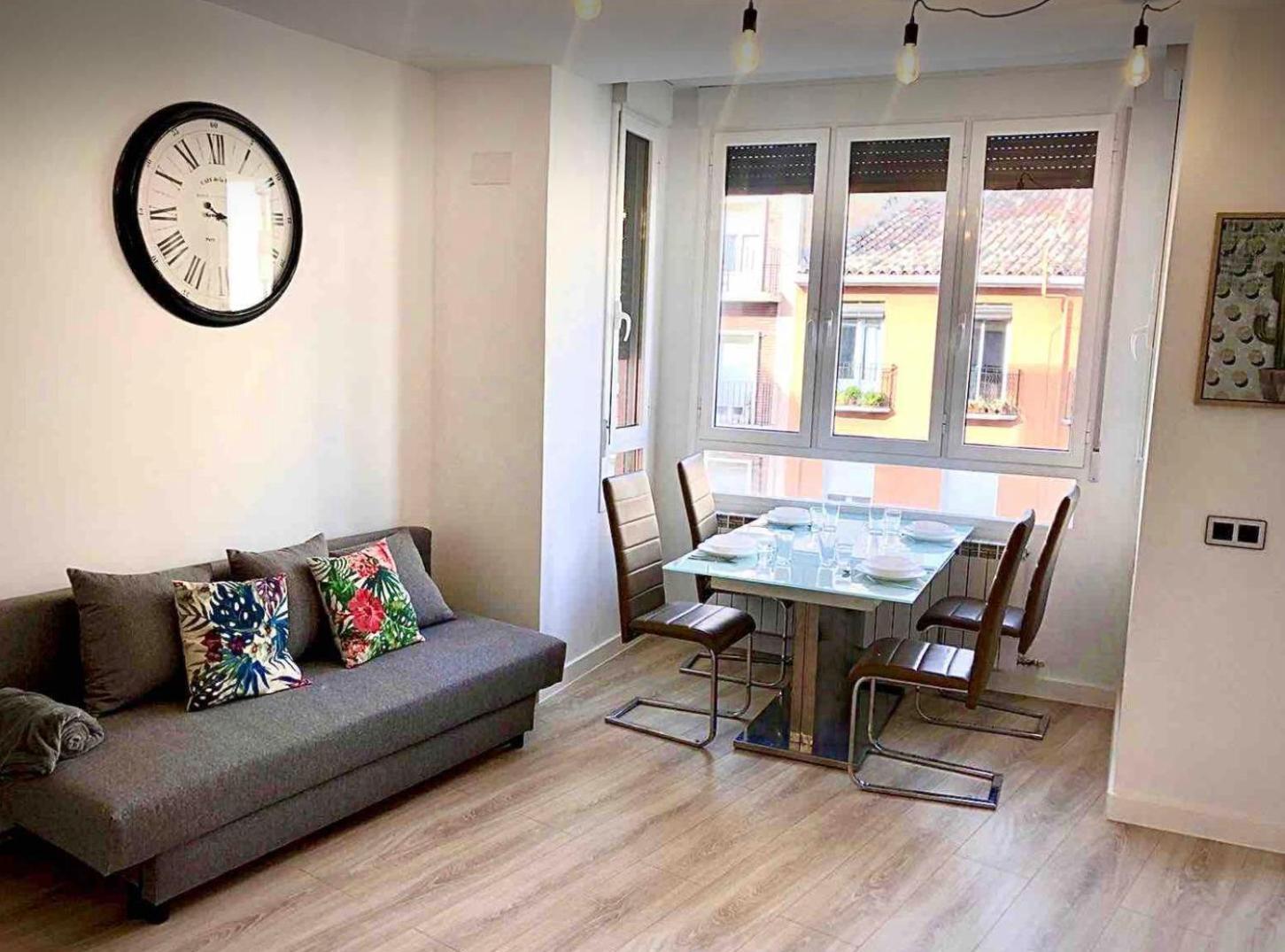 Apartamento Conde 3 *