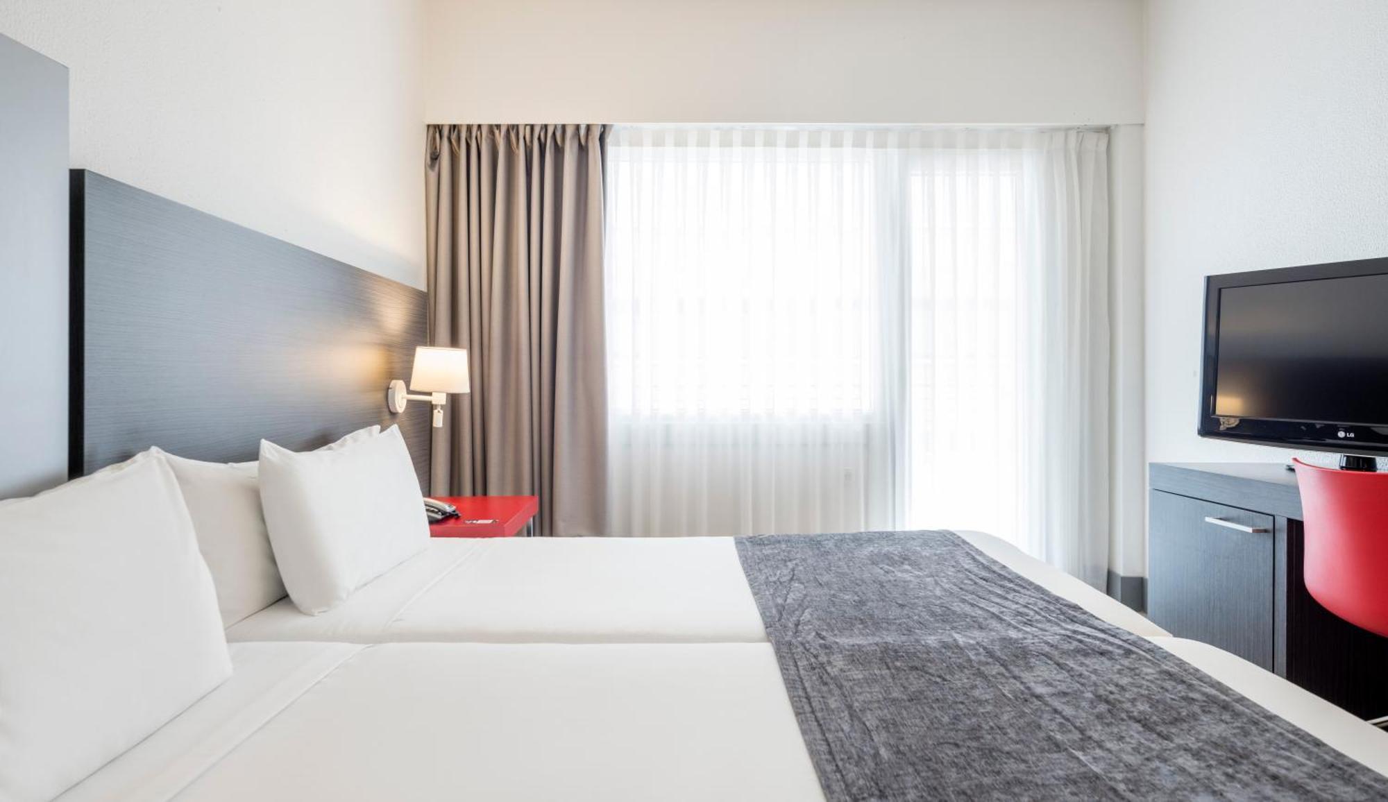 Ilunion Romareda 4* Zaragoza
