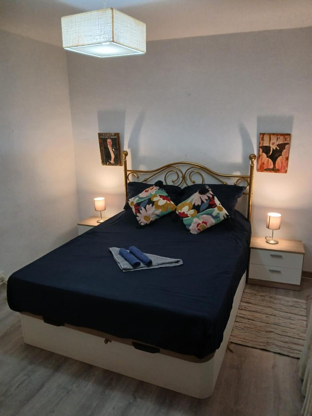 Piso 4 Con 2 Parking En Casco Historico De 2 Noches Minimo Apartment *