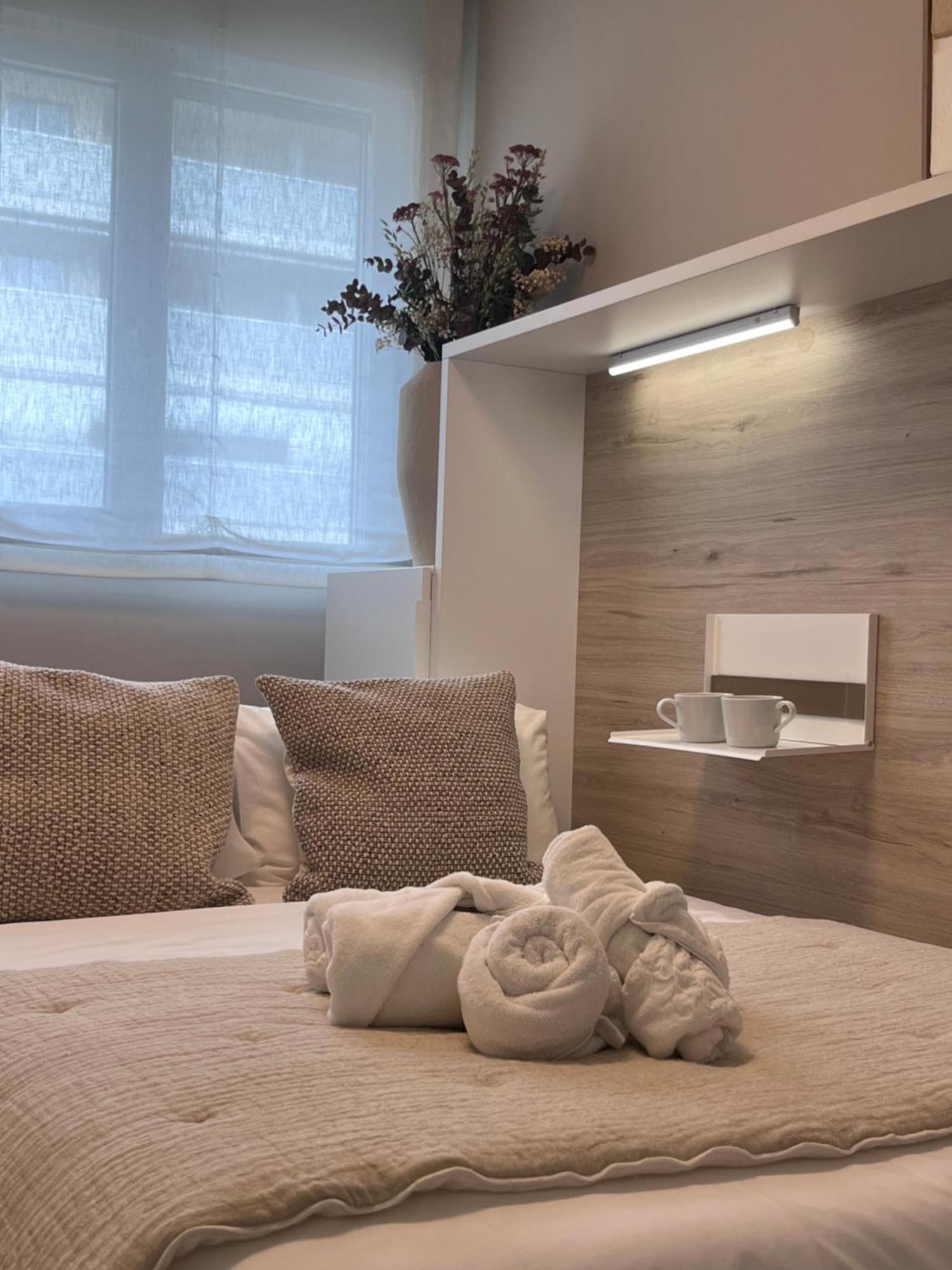 El Balcon Del Ebro By Alogest- Vistas, Piscina Y 2 Parking * Zaragoza