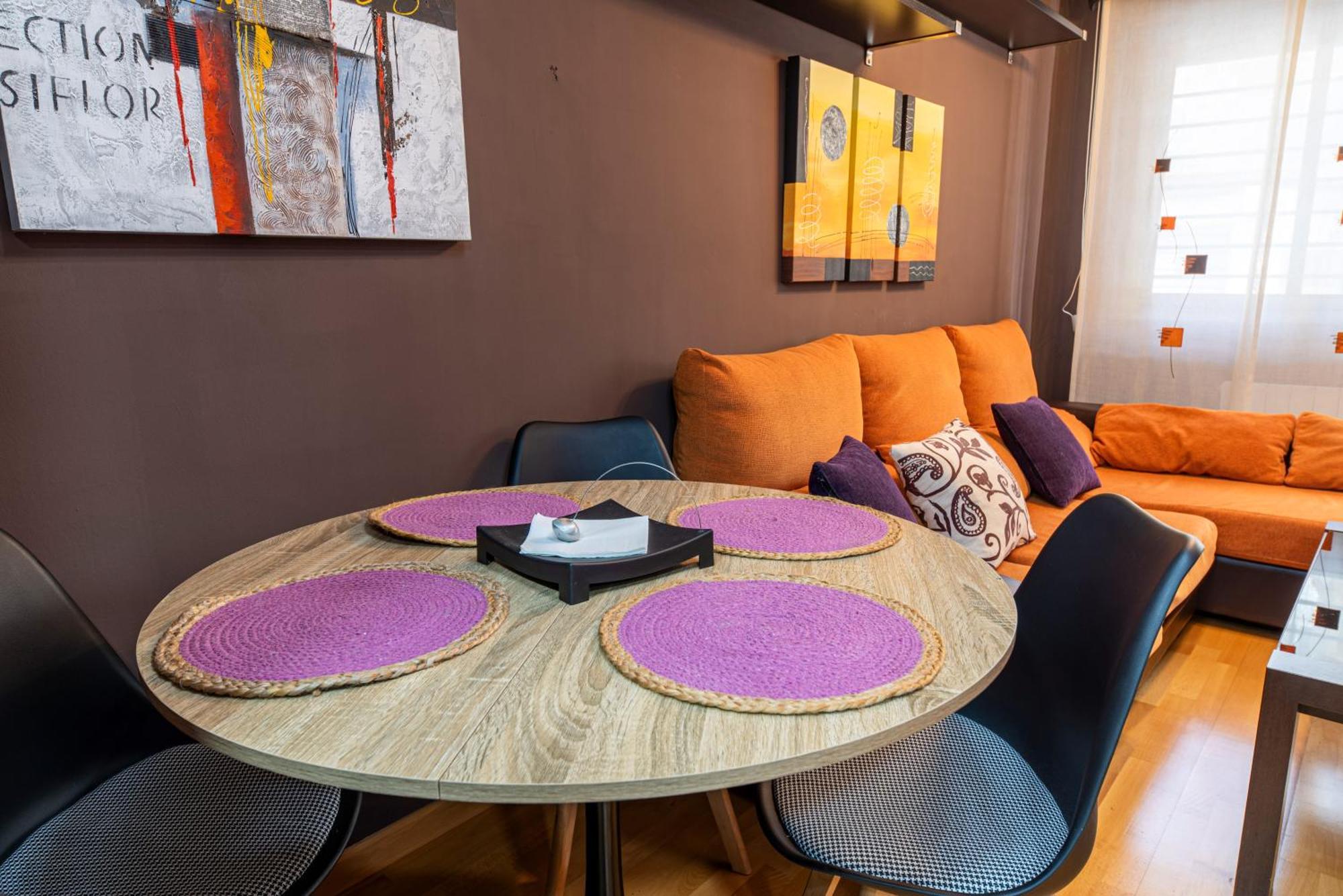 Apartamento En Delicias 'hector' - Parking Incluido *