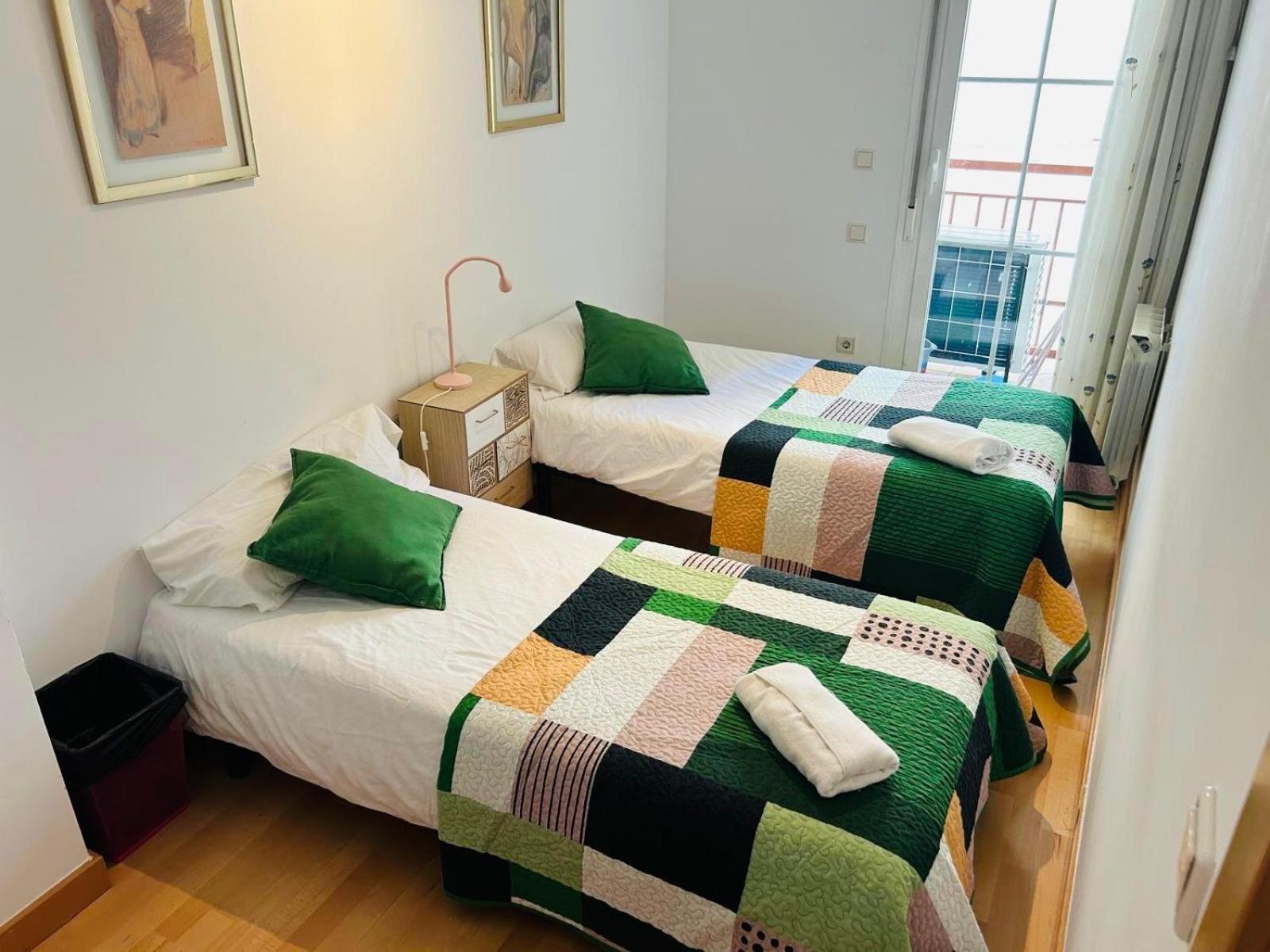 Apartment Miguel Servet Con Garaje Incluido
