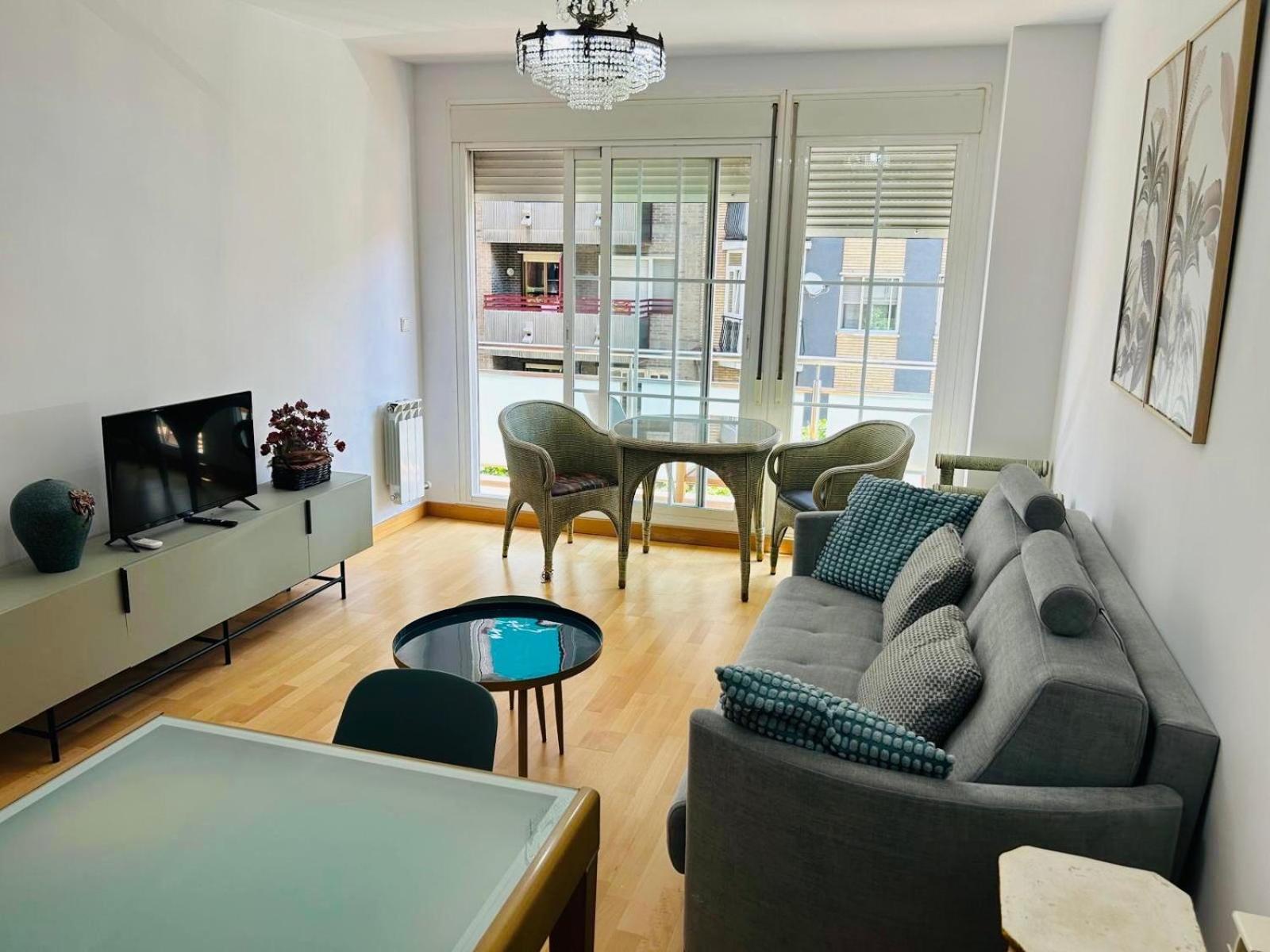 Apartment Miguel Servet Con Garaje Incluido Zaragoza