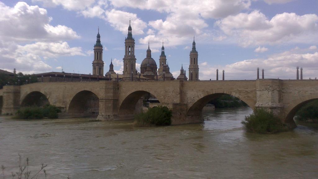 Fuenterrabia Guest house Zaragoza