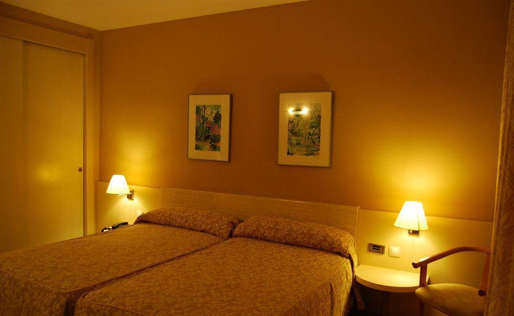 Hotel Rio Arga 2*
