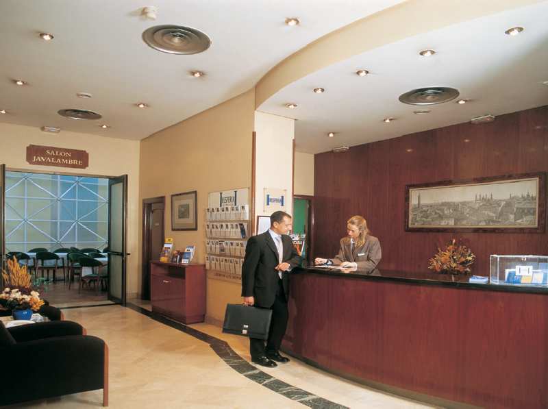 Hesperia Centro 3*