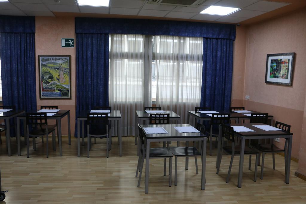 Cataluña Pensión Zaragoza
