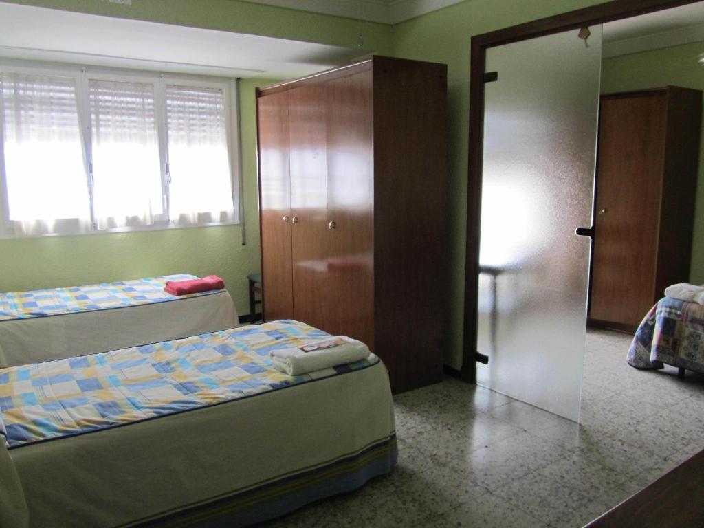 Laborra Pensión 3*