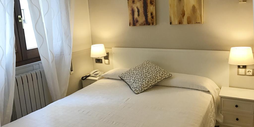 Hotel Rio Arga Zaragoza