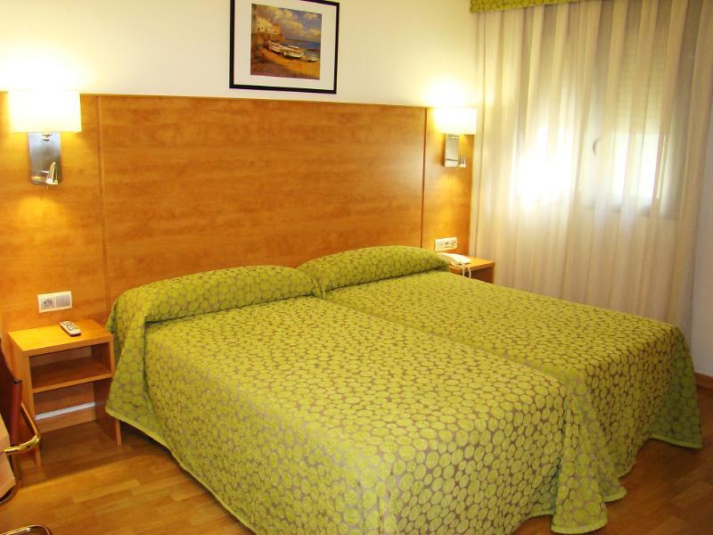 Avenida Hotel 3*