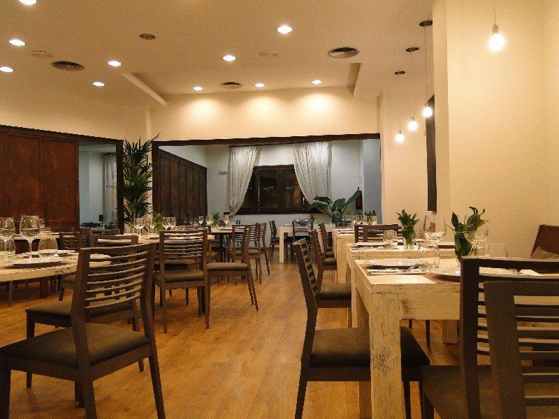 Hotel Don Jaime 54 Zaragoza