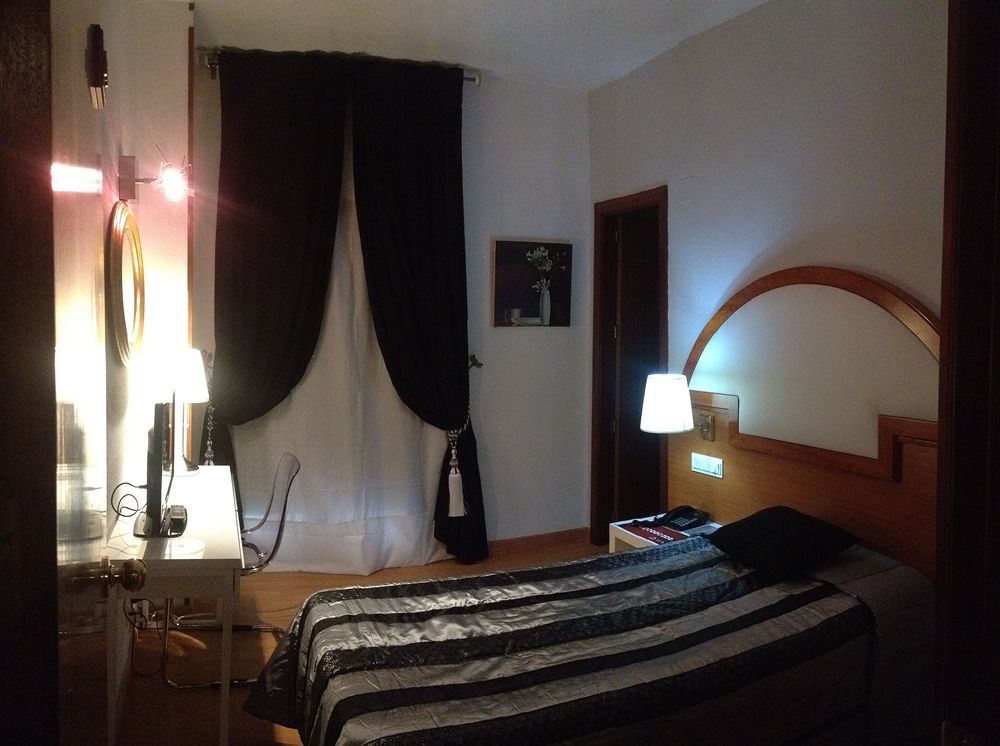 Hotel Don Jaime 54