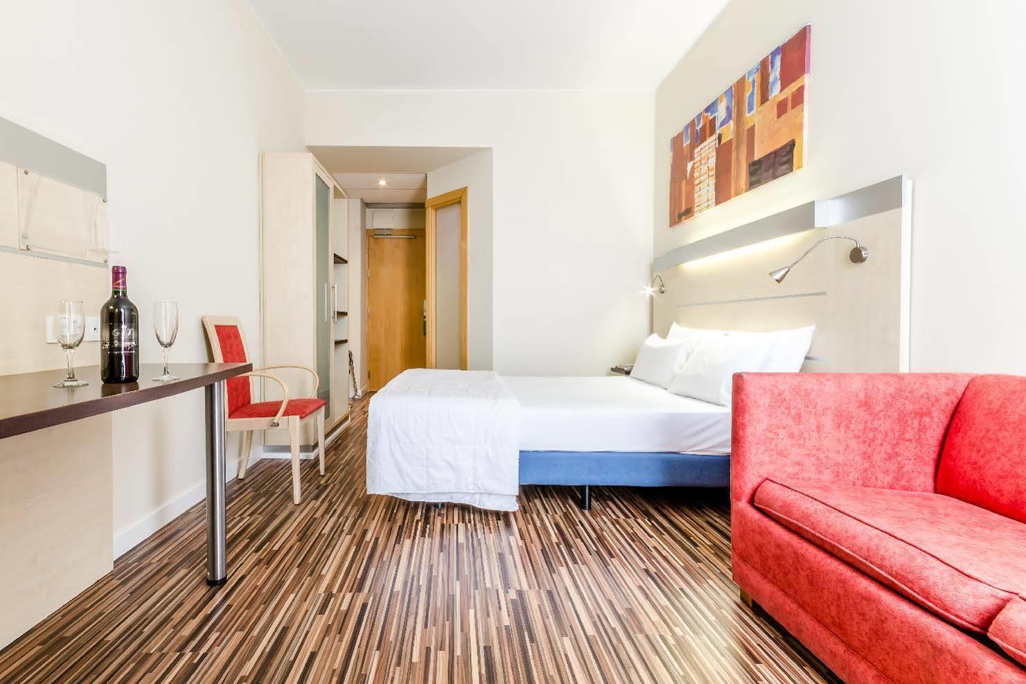 Yit Ciudad De Hotel 3*
