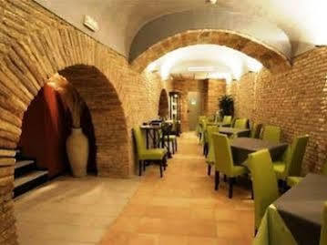 Hotel San Valero 2*