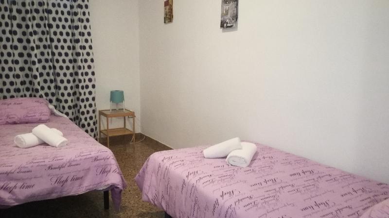 Dos Torres Alierta - Edificio De Con Parking Privado Amplios Para Estar Como En Casa Ideal Para Grupos Y Empresas Apartamento