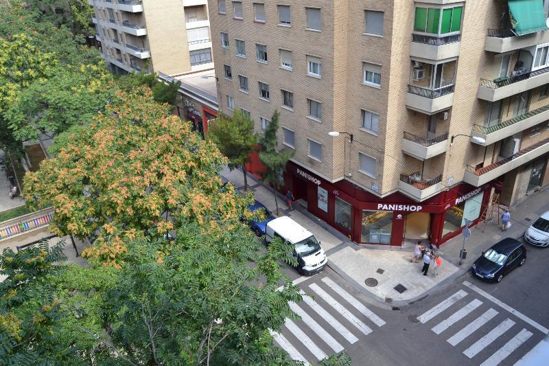 Apartamento Dos Torres Alierta - Edificio De Con Parking Privado Amplios Para Estar Como En Casa Ideal Para Grupos Y Empresas Zaragoza