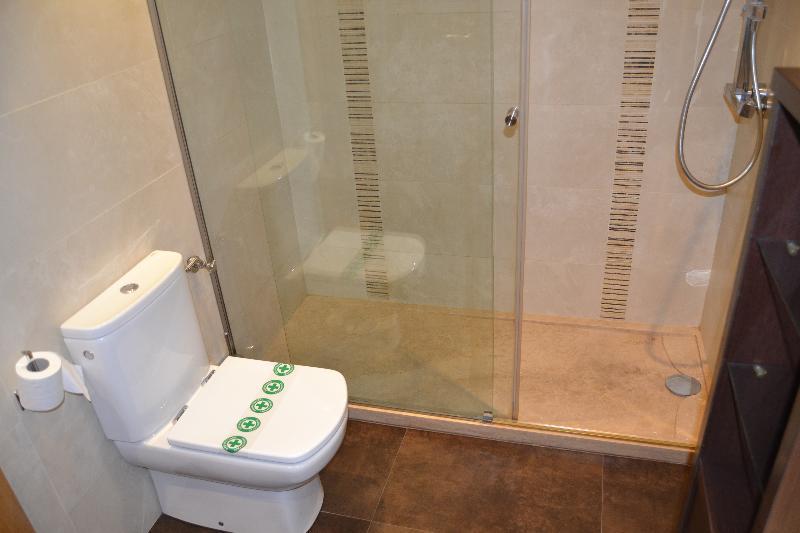 Apartamento Dos Torres Alierta - Edificio De Con Parking Privado Amplios Para Estar Como En Casa Ideal Para Grupos Y Empresas