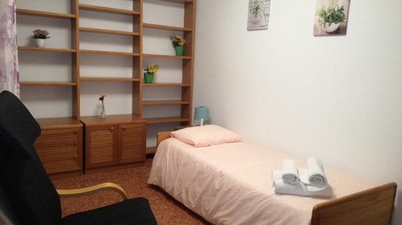 Dos Torres Alierta - Edificio De Con Parking Privado Amplios Para Estar Como En Casa Ideal Para Grupos Y Empresas * Zaragoza