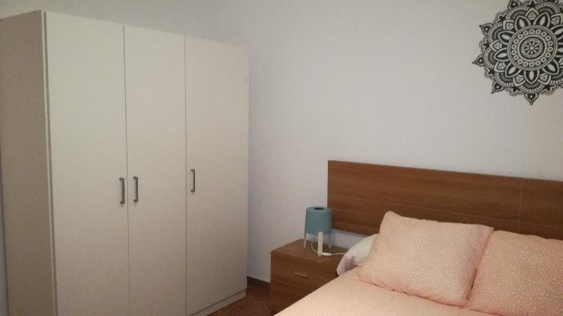 Apartamento Dos Torres Alierta - Edificio De Con Parking Privado Amplios Para Estar Como En Casa Ideal Para Grupos Y Empresas