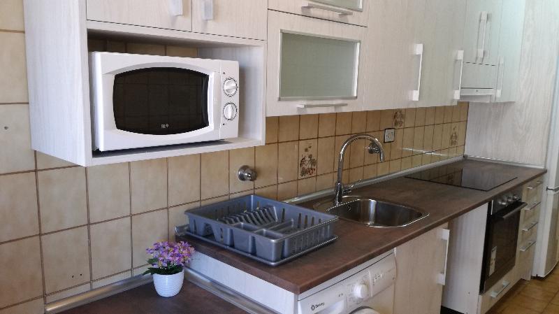 Dos Torres Alierta - Edificio De Con Parking Privado Amplios Para Estar Como En Casa Ideal Para Grupos Y Empresas Apartamento Zaragoza
