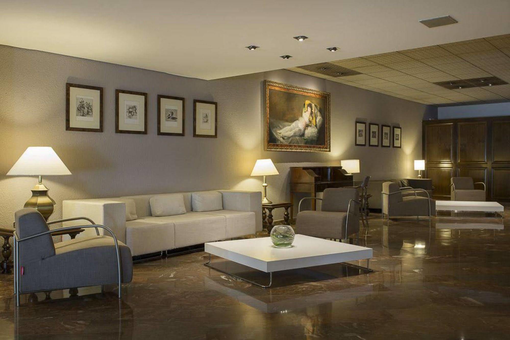 Goya 4*