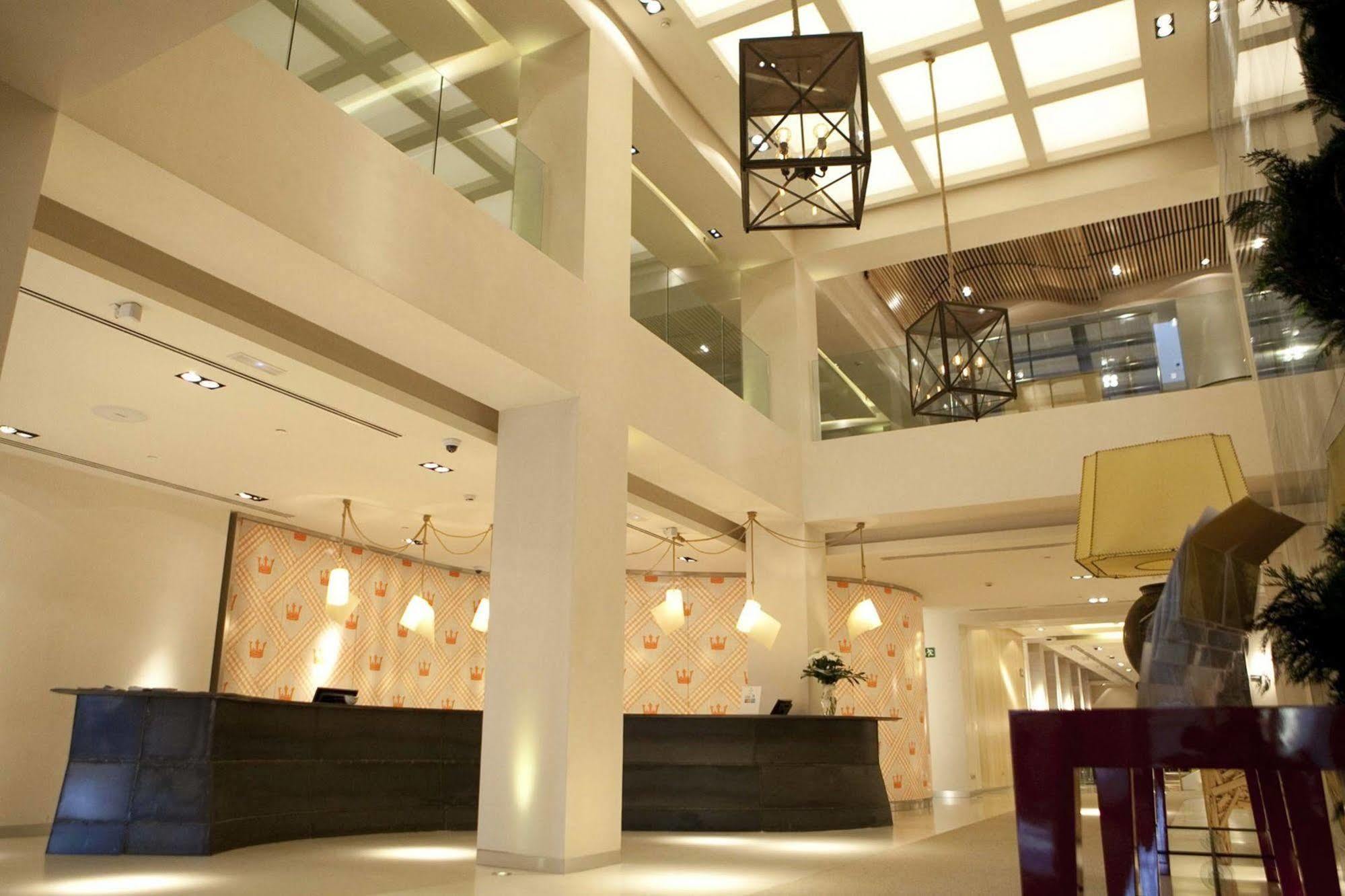 Alfonso 4* Zaragoza