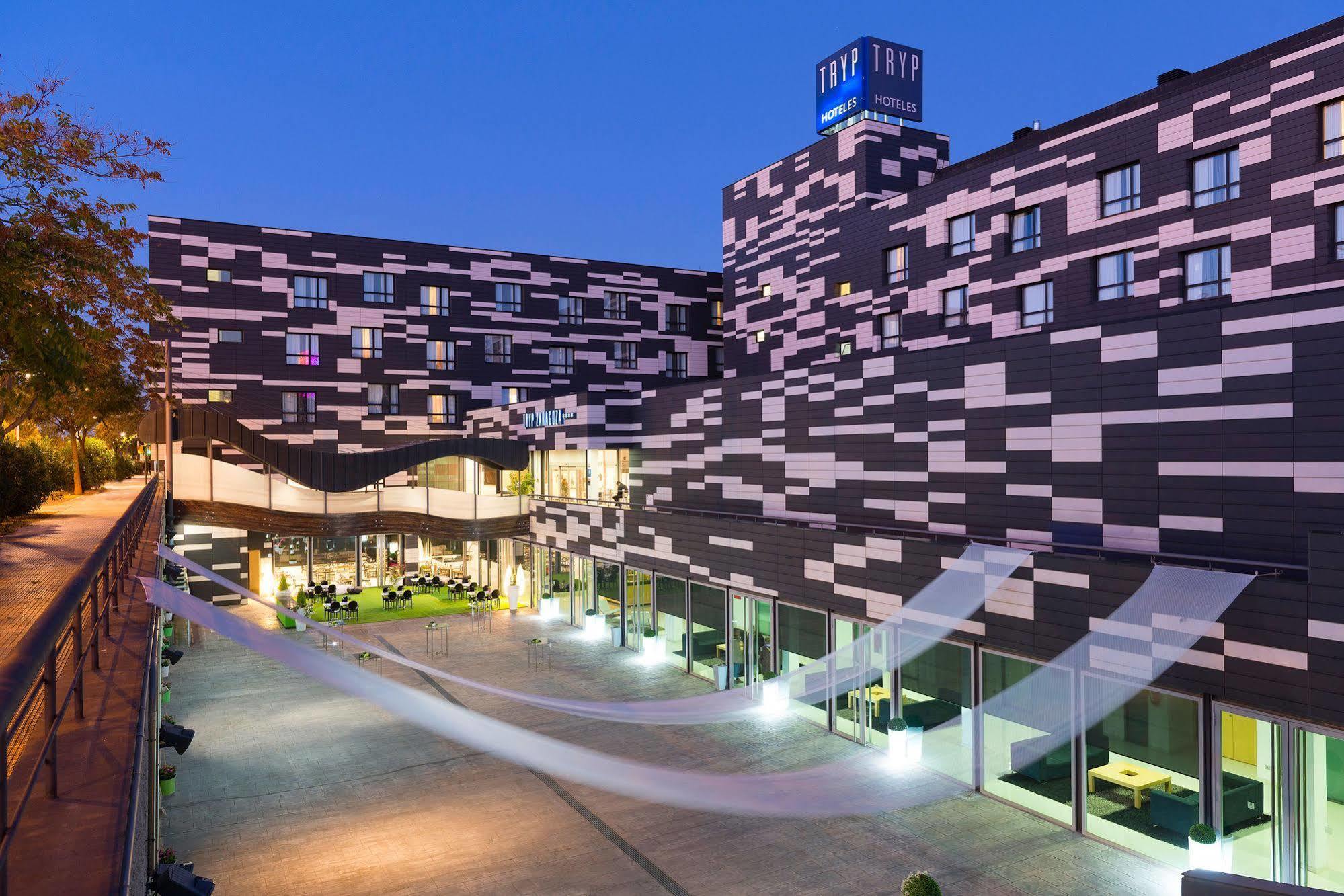 Zentral Ave Hotel