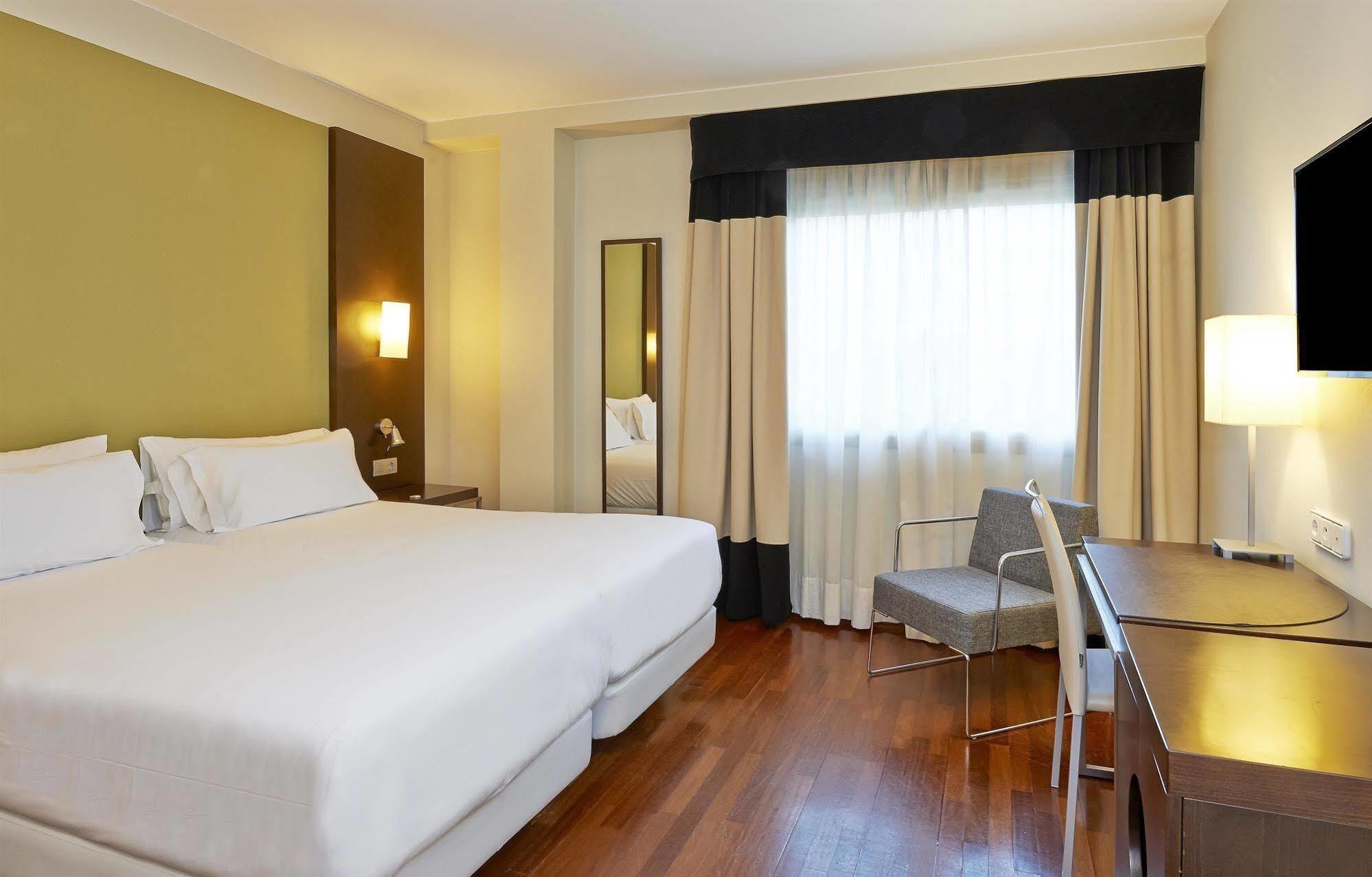 Hotel Nh Sport 3*
