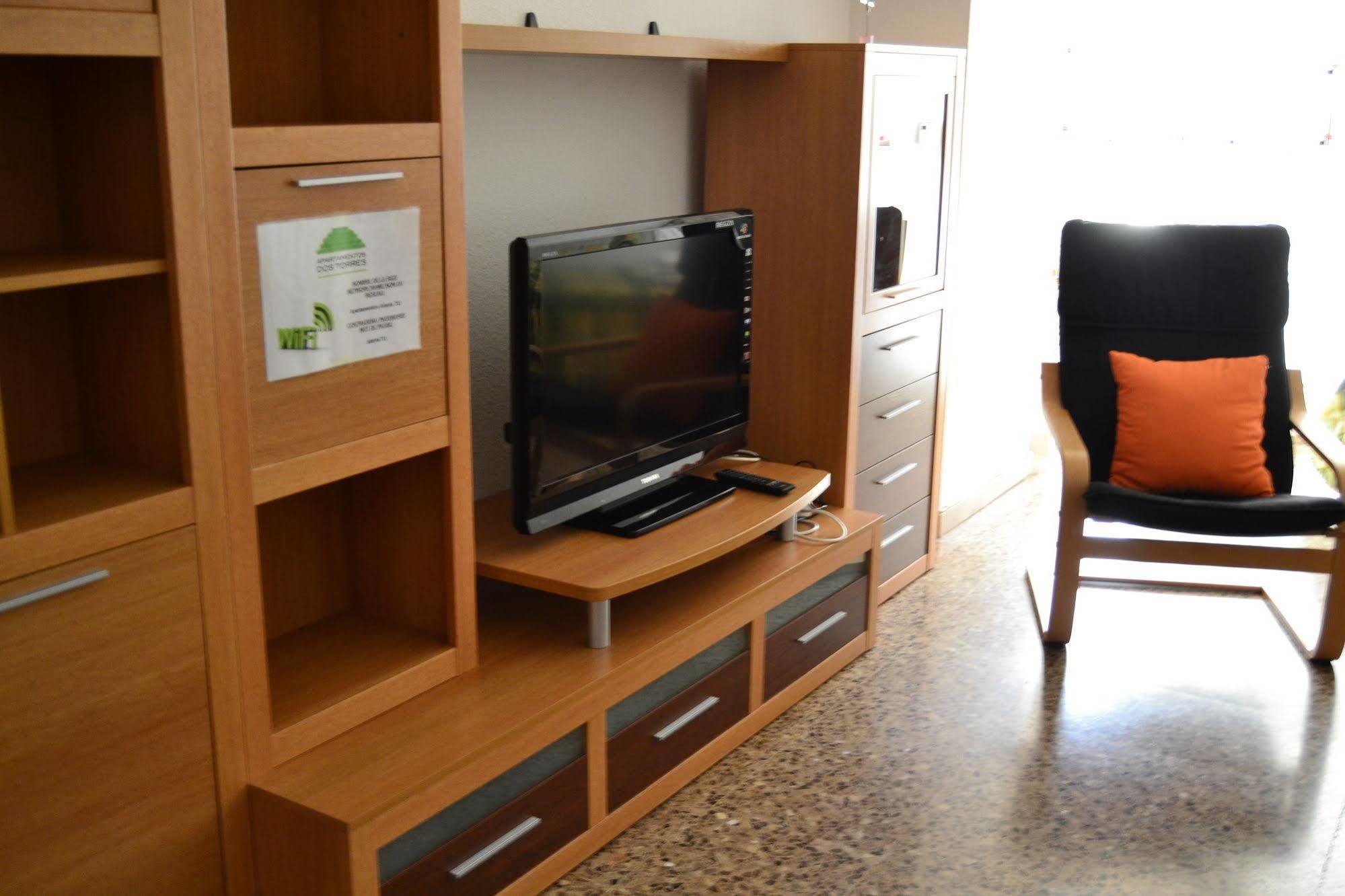 Dos Torres Alierta - Edificio De Con Parking Privado Amplios Para Estar Como En Casa Ideal Para Grupos Y Empresas *
