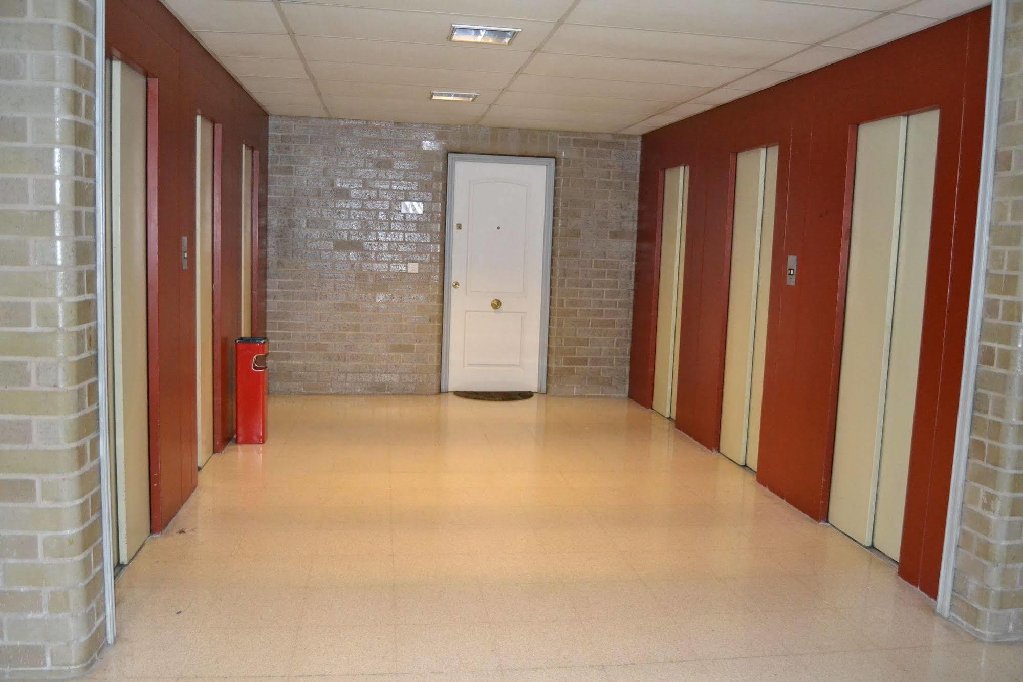 Dos Torres Alierta - Edificio De Con Parking Privado Amplios Para Estar Como En Casa Ideal Para Grupos Y Empresas Apartamento Zaragoza
