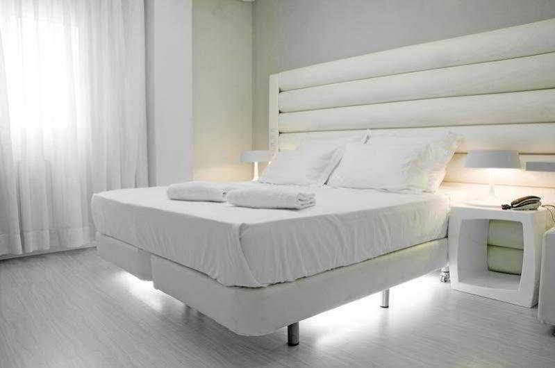 Pilar Plaza Hotel